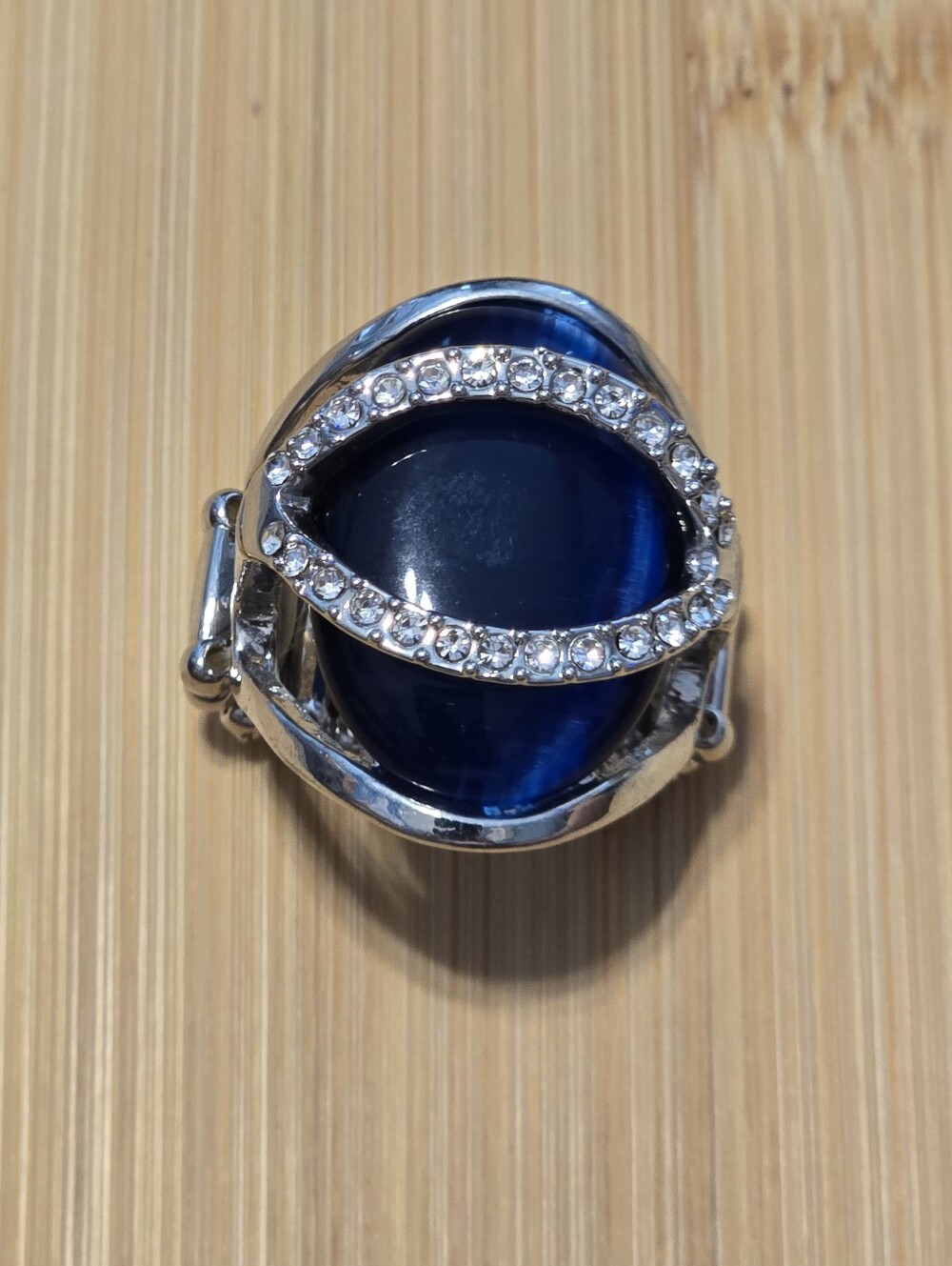 💙🐈Blue Cat's Eye Statement Ring - Silver Rhinestone Accent